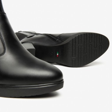 Bota negra tacón ancho