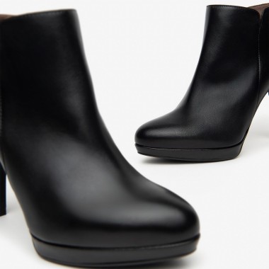 Zapato Abotinado  de tacón alto