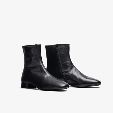 Botín Covina plano negro