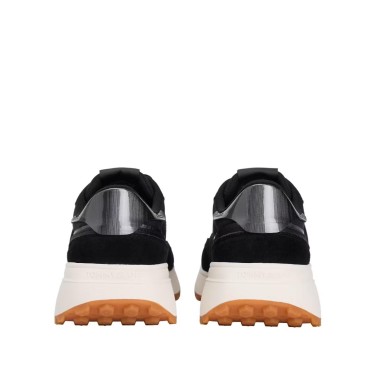 Runner negro de chica