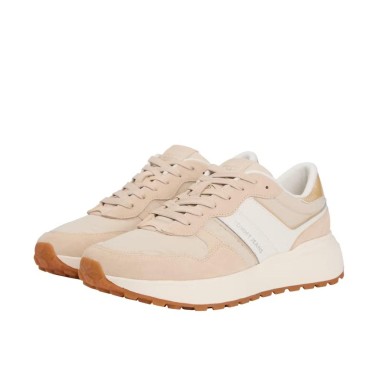 Sneaker beige de chica