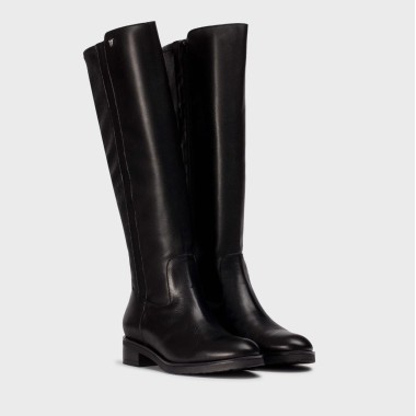 Bota montar en negro