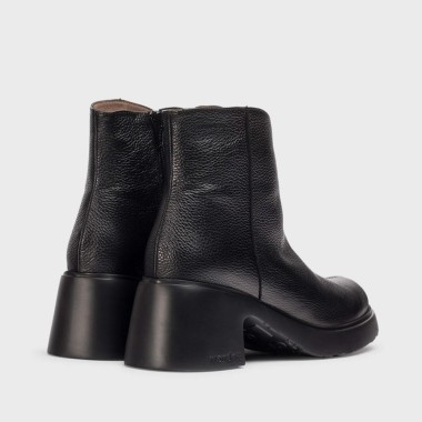 Botín Extralight negro tacón 6cm