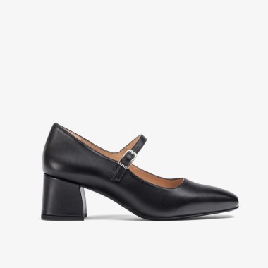 Mercedes de tacon de 6cm en negro