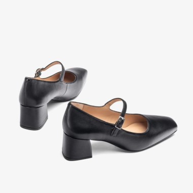 Mercedes de tacon de 6cm en negro