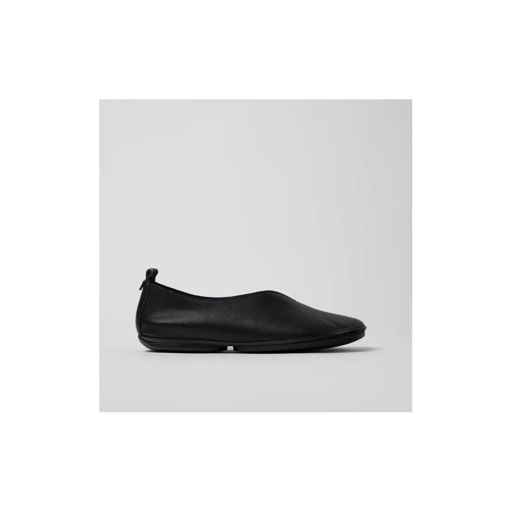 Bailarilna negra de chica