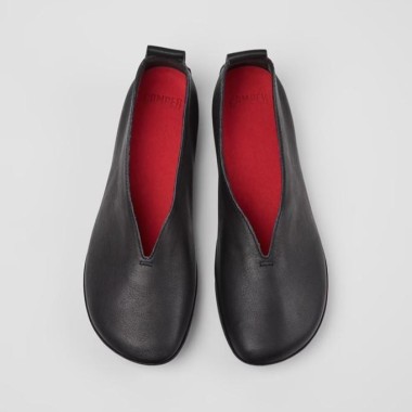 Bailarilna negra de chica