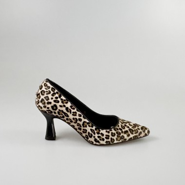 Salón Genoma en Leopardo