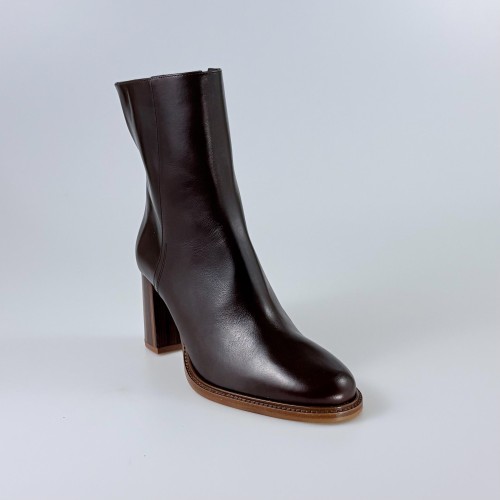 Botín de tacón marrón