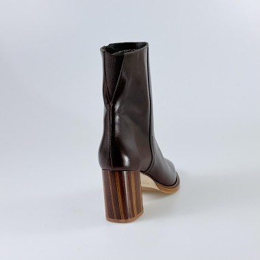 Botín de tacón marrón